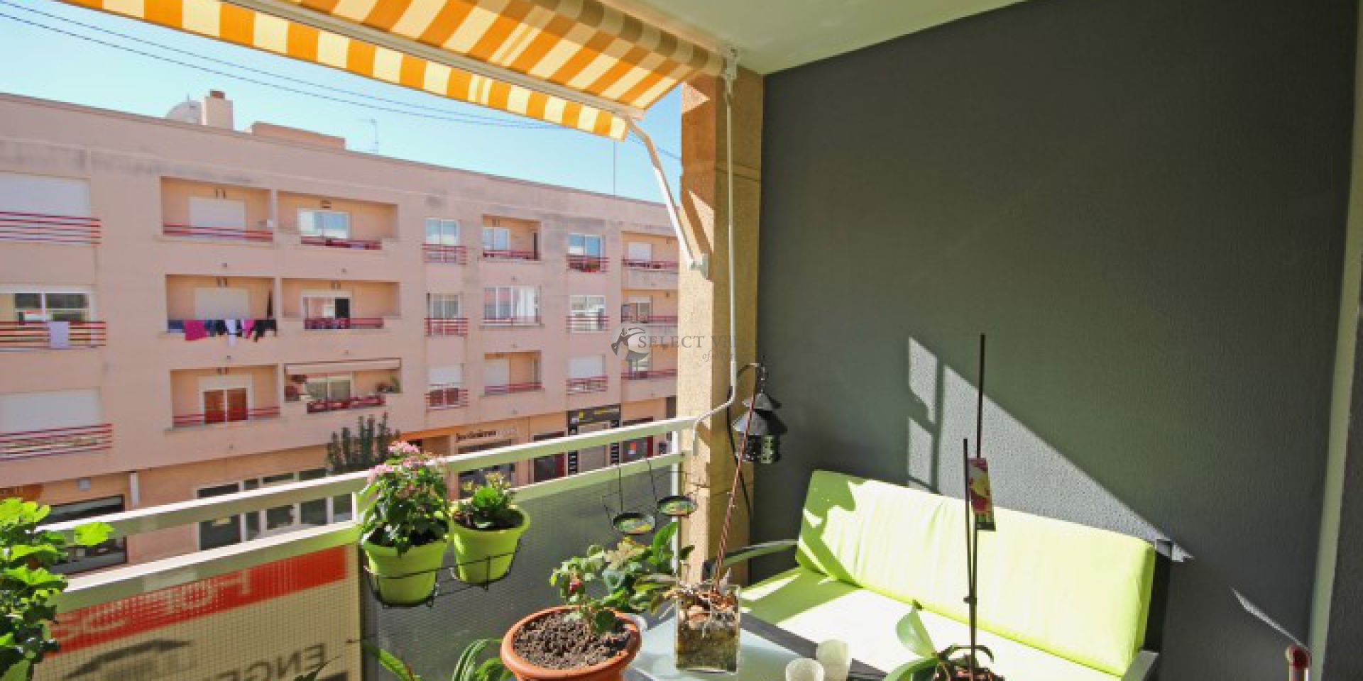 Modern appartement te koop in Teulada
