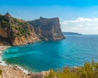 Belles criques à Benitachell